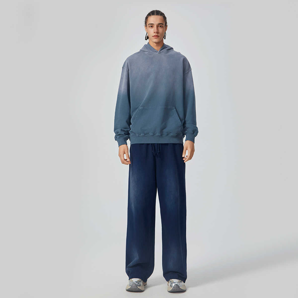 SHE DZNS GRAPHIC HOODIE