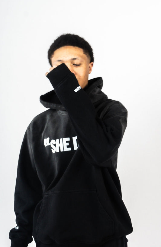 SHE DZNS BLCK HOODIE