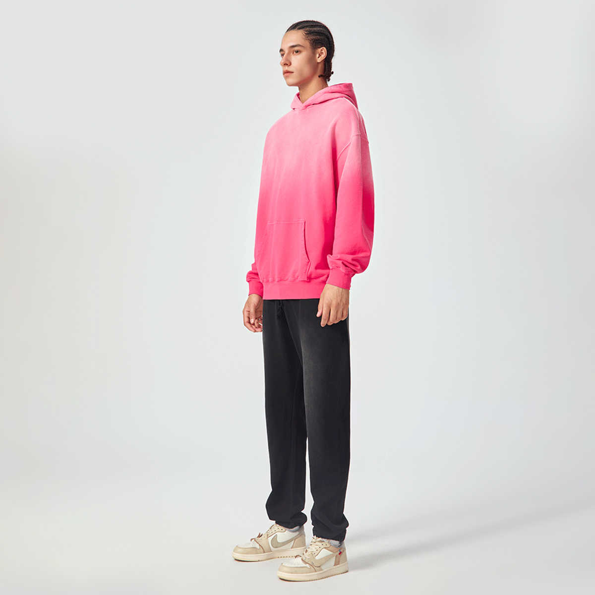 SHE DZNS GRAPHIC HOODIE